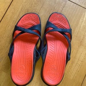 Womens size 9 Croc Mary Jane sandals